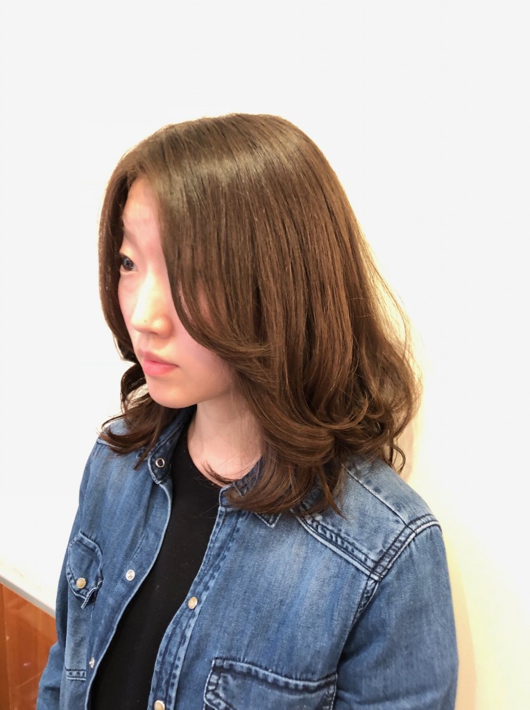 ナチュラル 札幌美容室ビギンヘアー Beginhair 札幌美容室で上質空間 パーソナルカラー プルームパーマお勧め